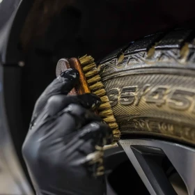 BadBoys Tire & Rubber Cleaner - Čistič pneumatík a gumy 1L_thumb6
