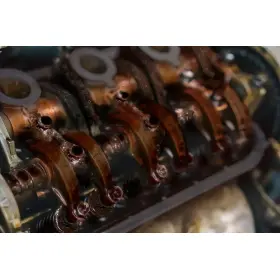 Preplach motora automobilu