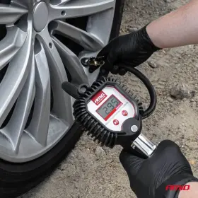 AMIO Nafukovacia pištoľ s digitálnym manometrom 16 bar_thumb7