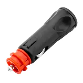 Zapaľovače, rozdvojky, zásuvky