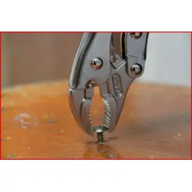 Upevňovacie kliešte