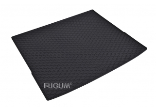 GUMOVÁ VAŇA DO KUFRA RIGUM FORD Focus Combi Hybrid 2020- horná poloha kufra.jpg